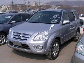 2004 Honda CR-V Pictures