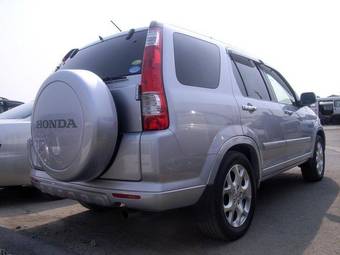 2004 Honda CR-V Pictures