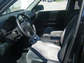 2004 Honda CR-V Images