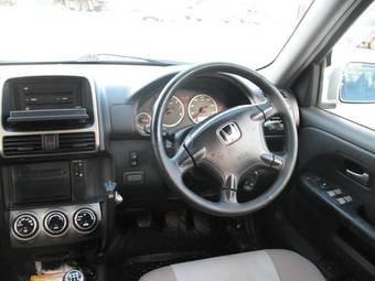 2004 Honda CR-V Photos