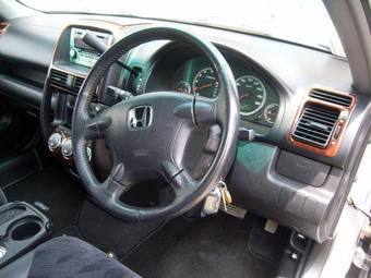 2004 Honda CR-V Pictures