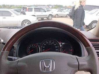 2004 Honda CR-V Pictures