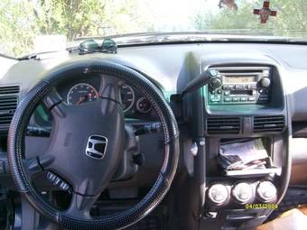 2004 Honda CR-V Pictures