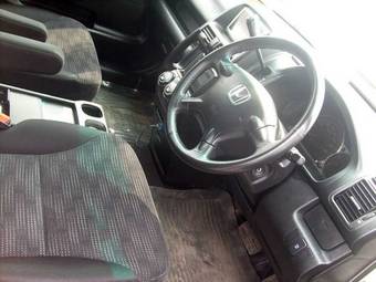 2004 Honda CR-V Photos