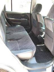 2004 Honda CR-V Pictures