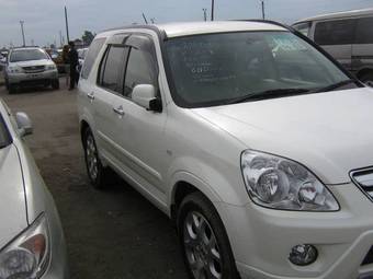 2004 Honda CR-V Photos