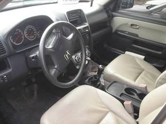 2004 Honda CR-V Images