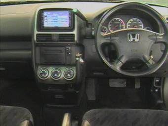 2004 Honda CR-V Photos