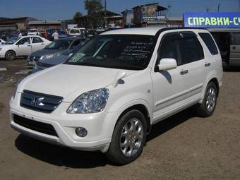 2004 Honda CR-V Photos