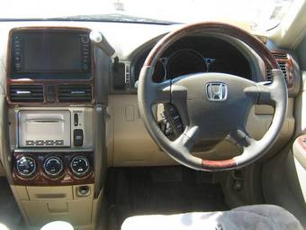 2004 Honda CR-V Images