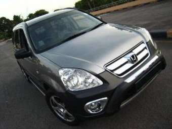2005 Honda CR-V Pictures