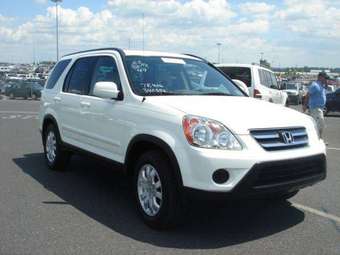 2005 Honda CR-V Photos