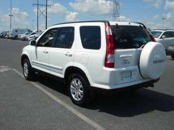2005 Honda CR-V Wallpapers