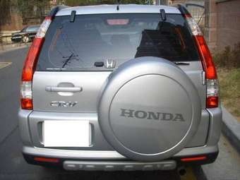2005 Honda CR-V Images
