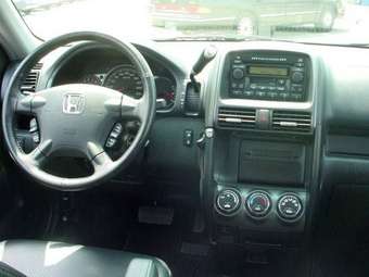 2005 Honda CR-V Pictures