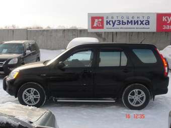 2005 Honda CR-V Photos