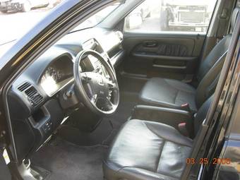 2005 Honda CR-V Images