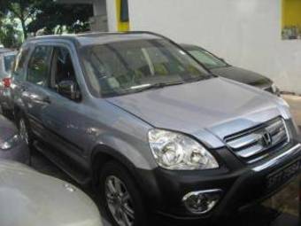 2005 Honda CR-V Photos