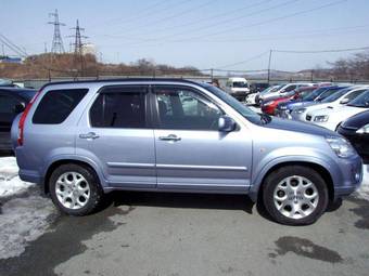 2005 Honda CR-V Photos