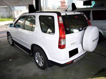 2005 Honda CR-V Photos