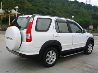 2005 Honda CR-V Photos