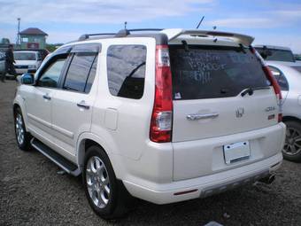 2005 Honda CR-V Photos