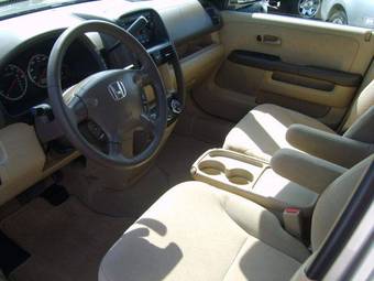 2005 Honda CR-V Pictures