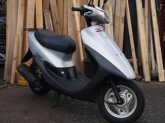 2000 Honda DIO Photos