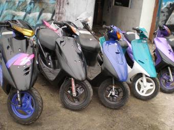 2000 Honda DIO Images