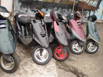 2000 Honda DIO Pics