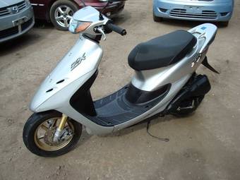 2002 Honda DIO Pictures