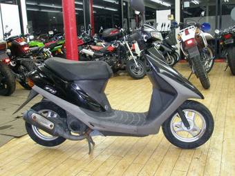 2004 Honda DIO Photos