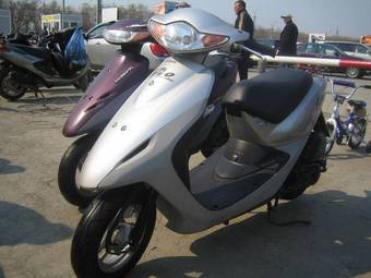 2005 Honda DIO Photos