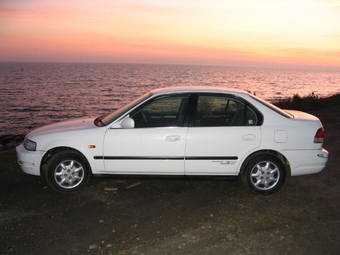 1998 Honda Domani