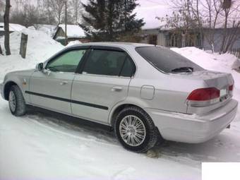 1999 Honda Domani Photos