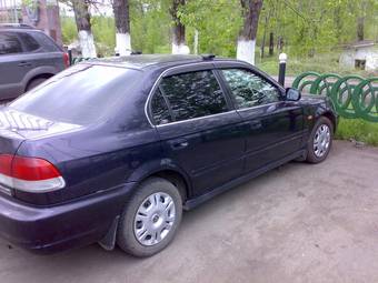 1999 Honda Domani Pictures
