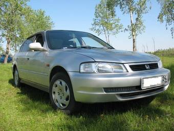 1999 Honda Domani Photos