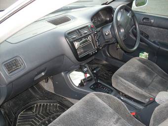 1999 Honda Domani Pictures