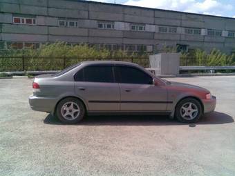 1999 Honda Domani Pictures