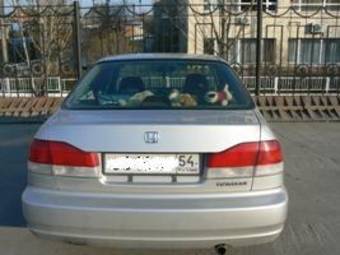 1999 Honda Domani Photos