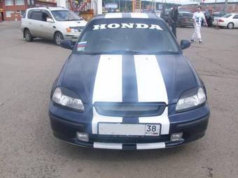 2000 Honda Domani Pictures