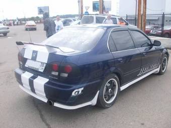 2000 Honda Domani Photos