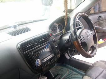 2000 Honda Domani Photos