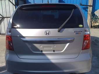 2004 Honda Edix Pics