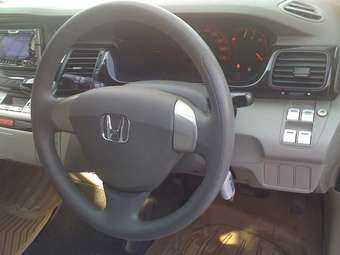 2004 Honda Edix Pictures