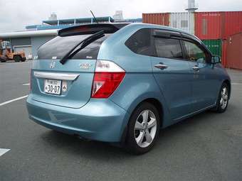 2004 Honda Edix Pictures