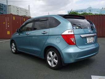 2004 Honda Edix Photos