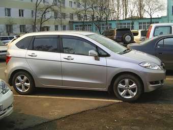 2004 Honda Edix Images