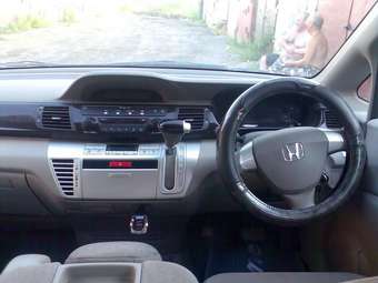 2004 Honda Edix Pictures