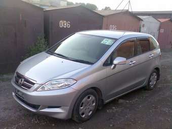 2004 Honda Edix Photos